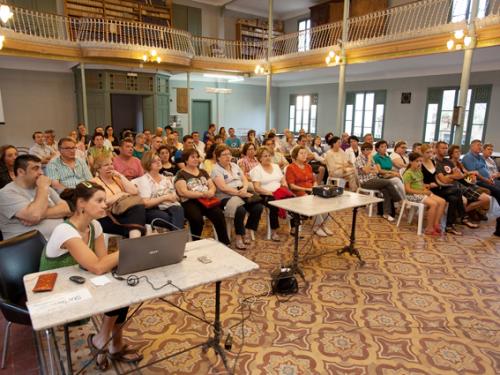 &Eacute;xito de la xarla "Beneficios del agua de mar" i "Usos de la Stevia, una hierba"