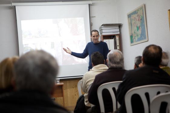 Gran &eacute;xito de la charla "Agricultura ecol&ograve;gica: Gesti&oacute; de la parcel&middot;la i maneig del s&ograve;l"